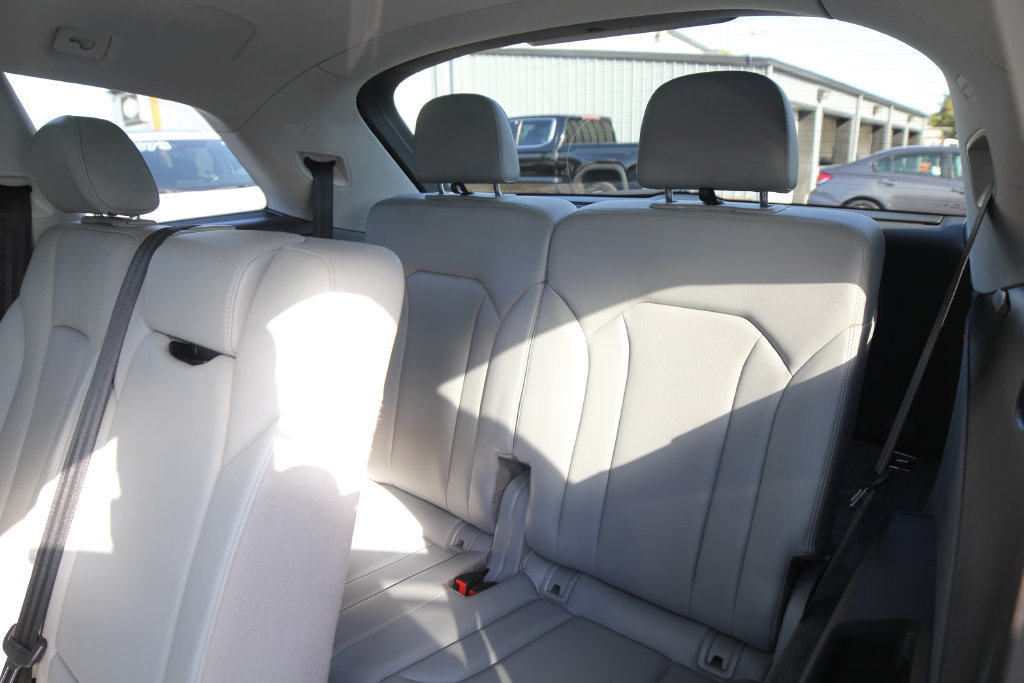 Used 2018 Audi Q7 3.0T Prestige AWD/4WD image 43