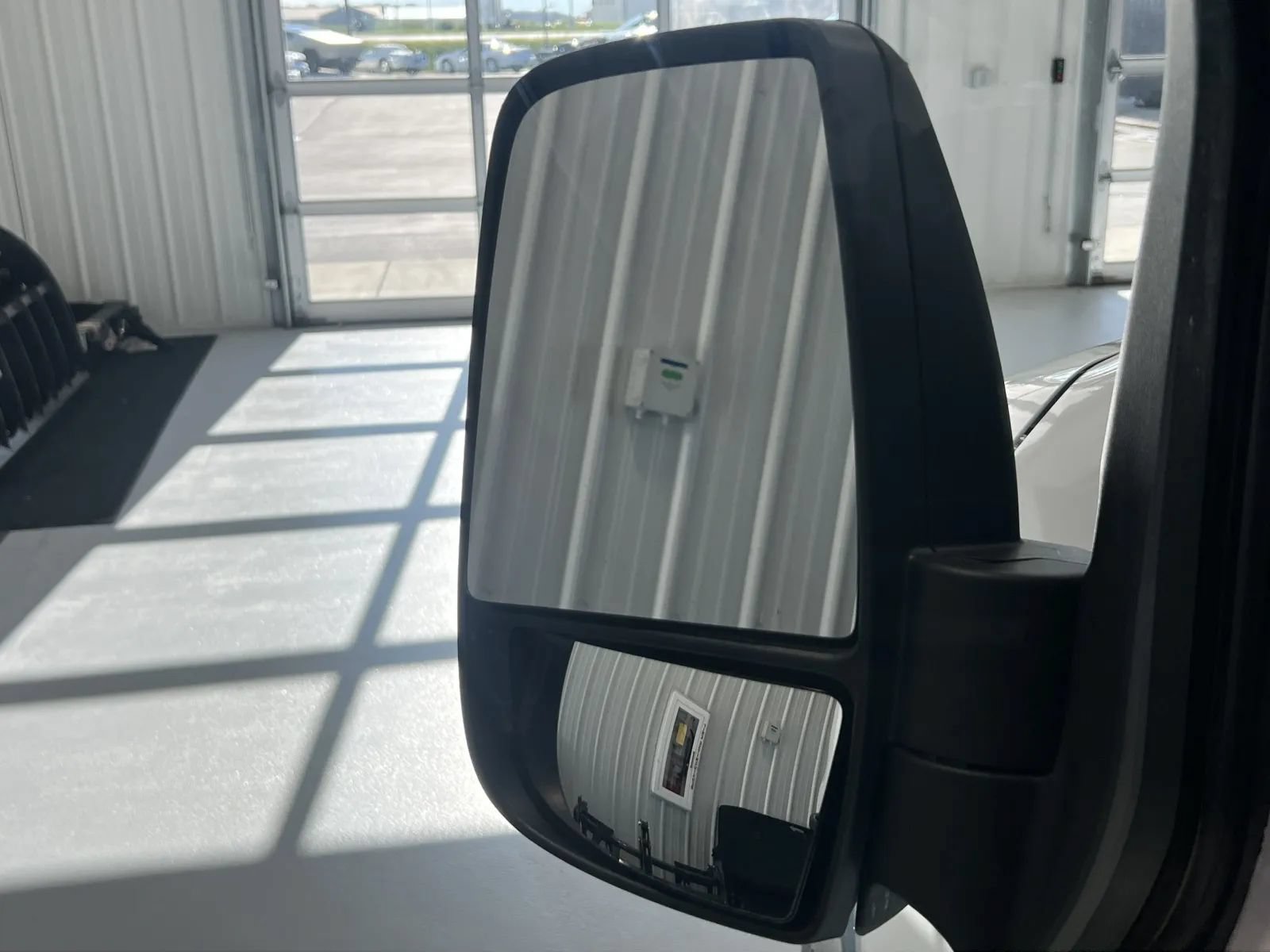 Used 2025 Ford Transit 250 148 Medium Roof RWD image 8