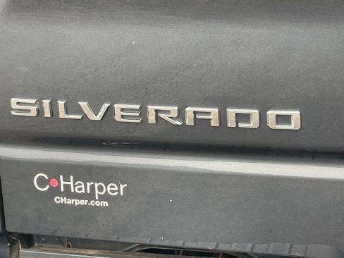 Used 2020 Chevrolet Silverado 1500 LT Trail Boss AWD/4WD image 13