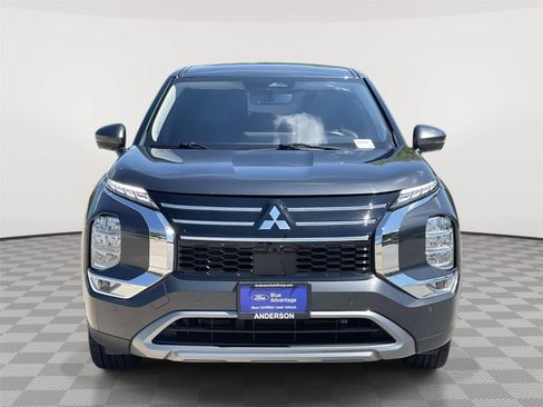 Used 2025 Mitsubishi Outlander SE FWD image 4
