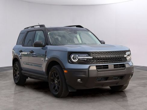 Used 2025 Ford Bronco Sport Big Bend w/ Convenience Package AWD/4WD image 3