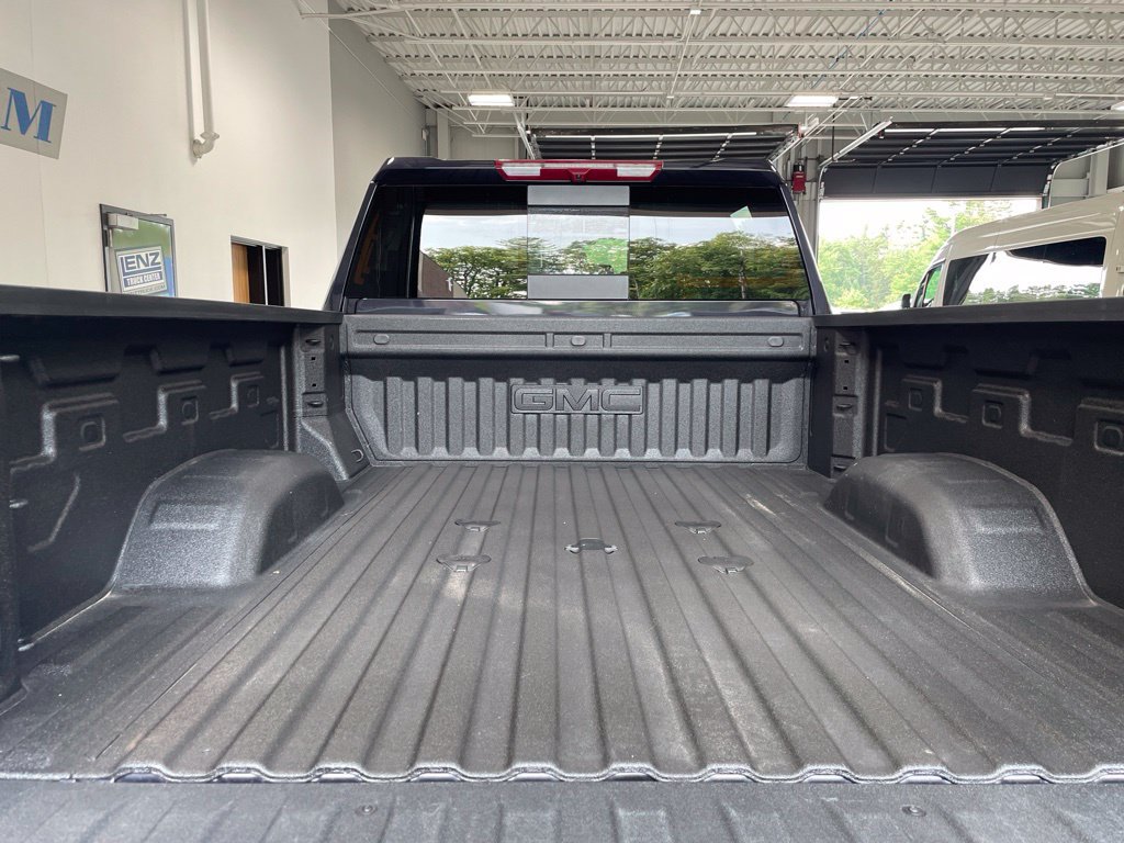 Used 2026 GMC Sierra 2500 AT4 AWD/4WD image 8