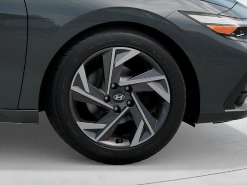 New 2026 Hyundai Elantra SEL Sport Premium FWD image 8