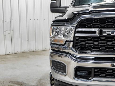 Used 2024 RAM 3500 Tradesman w/ Chrome Appearance Group AWD/4WD image 47