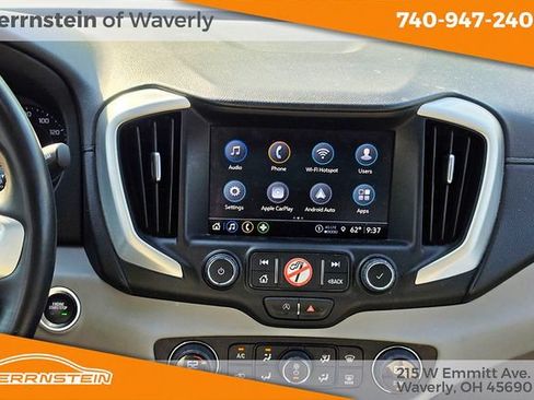 Used 2023 GMC Terrain SLT FWD image 9