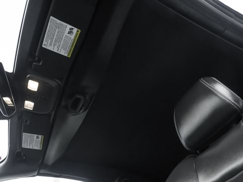 Used 2024 Ford Mustang Premium image 18