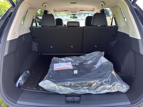 New 2026 Nissan Rogue SV AWD/4WD image 35