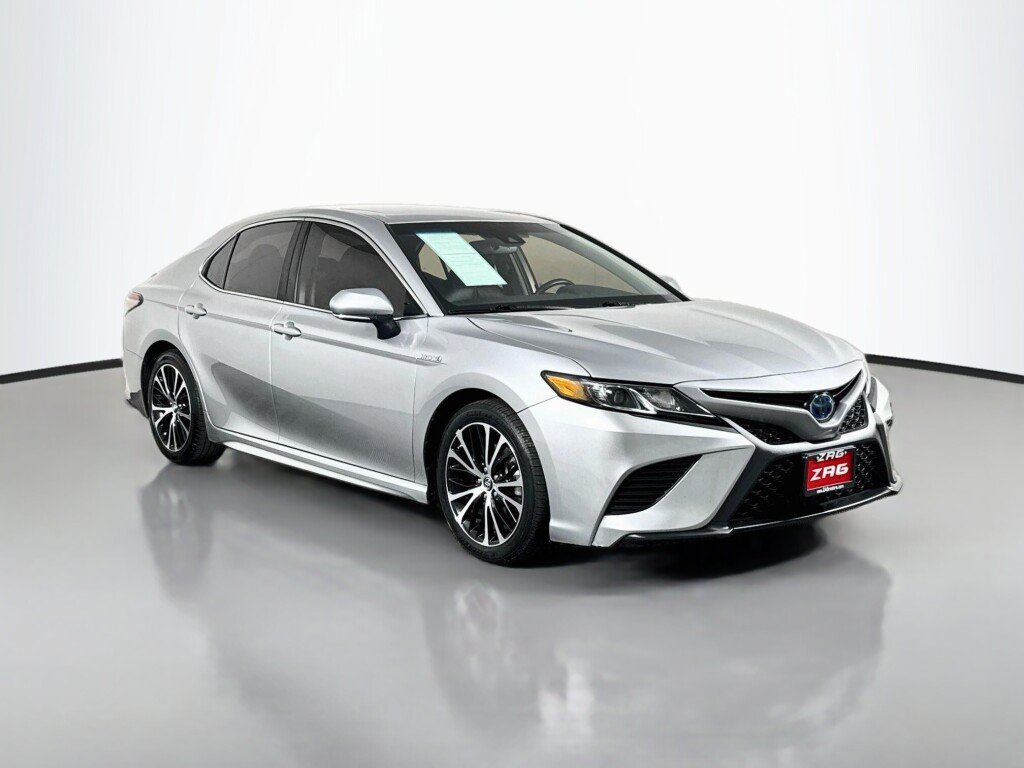 Used 2018 Toyota Camry SE w/ Audio Package FWD image 7