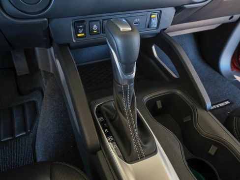 Used 2024 Nissan Frontier SL w/ Technology Package image 22