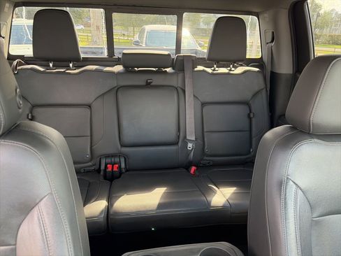 Used 2020 Chevrolet Silverado 1500 LTZ image 13