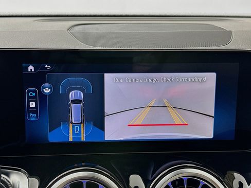 New 2026 Mercedes-Benz GLB 250 image 14
