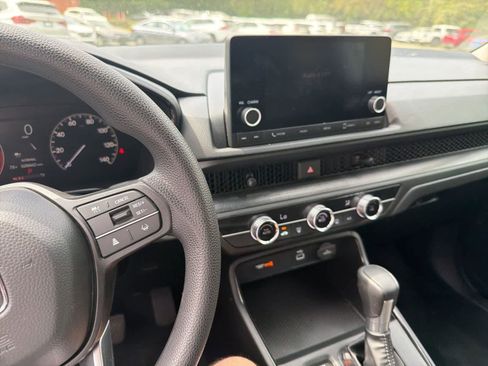 Used 2025 Honda CR-V LX image 20