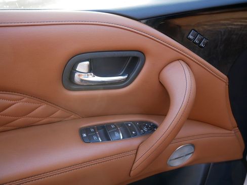 Used 2021 INFINITI QX80 Sensory w/ All-Season Package AWD/4WD image 19