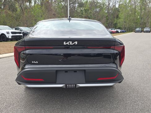 New 2026 Kia K4 LXS image 7