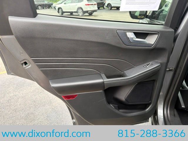Used 2023 Ford Escape Platinum AWD/4WD image 26