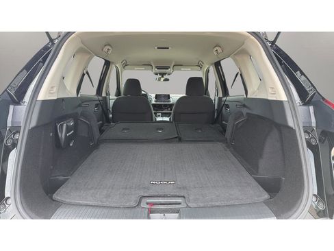 Certified 2022 Nissan Rogue SV AWD/4WD image 12