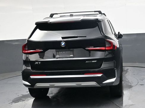 Used 2024 BMW X1 xDrive28i w/ Technology Package AWD/4WD image 4