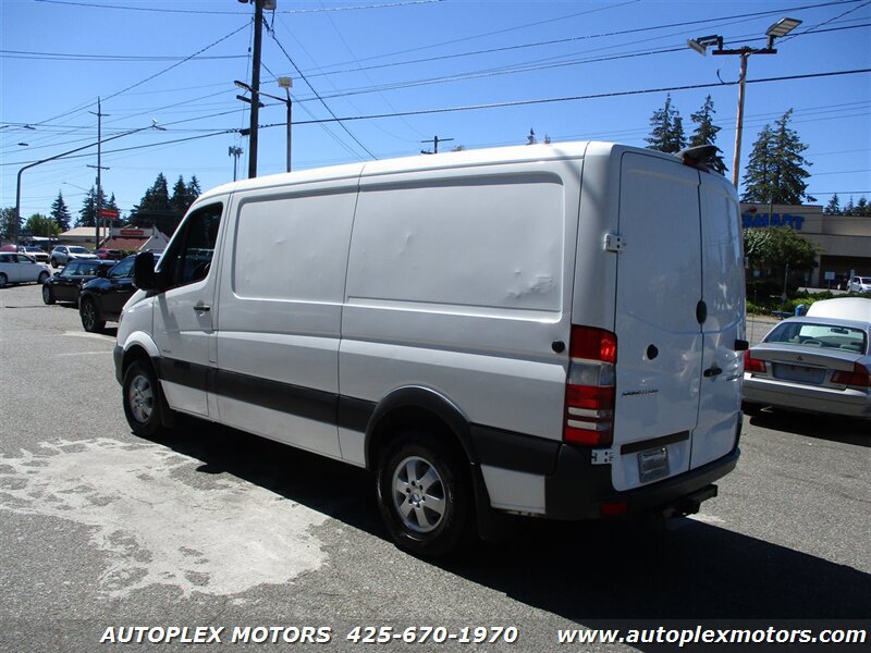 Used 2016 Mercedes-Benz Sprinter 2500 image 5