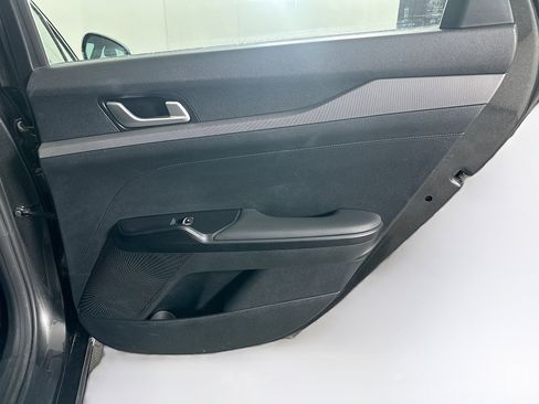 Used 2025 Kia K5 LXS image 28