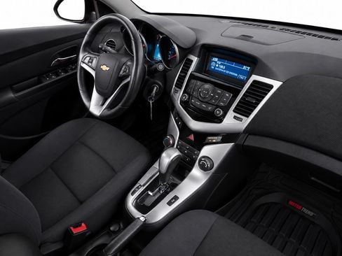 Used 2014 Chevrolet Cruze LT FWD image 23