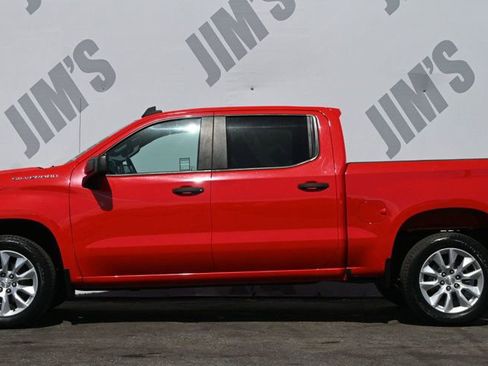 Used 2020 Chevrolet Silverado 1500 Custom w/ Custom Value Package image 6