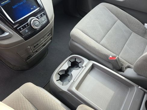 Used 2016 Honda Odyssey SE image 36