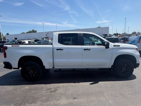Used 2023 Chevrolet Silverado 1500 LT Trail Boss w/ LT Trail Boss Premium Package AWD/4WD image 5