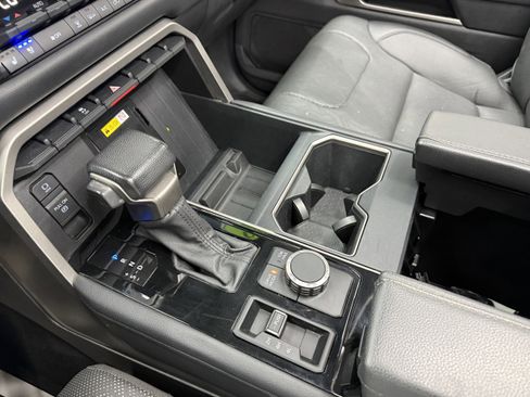 Used 2022 Toyota Tundra Limited image 22