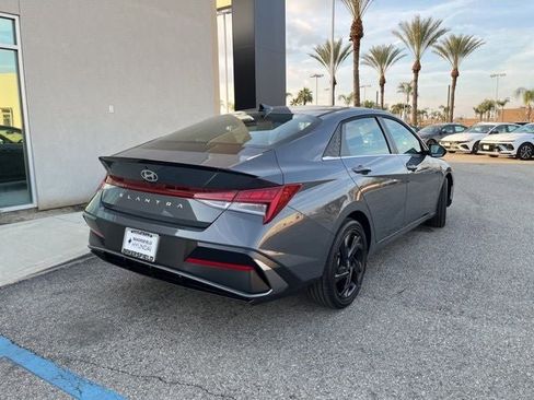 New 2026 Hyundai Elantra SEL Sport Premium image 4