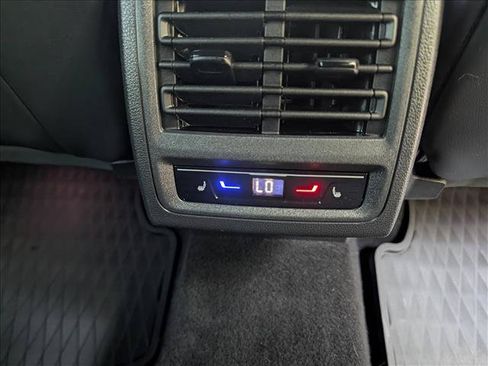 Certified 2023 Volkswagen Golf 20th Anniversary Edition AWD/4WD image 16