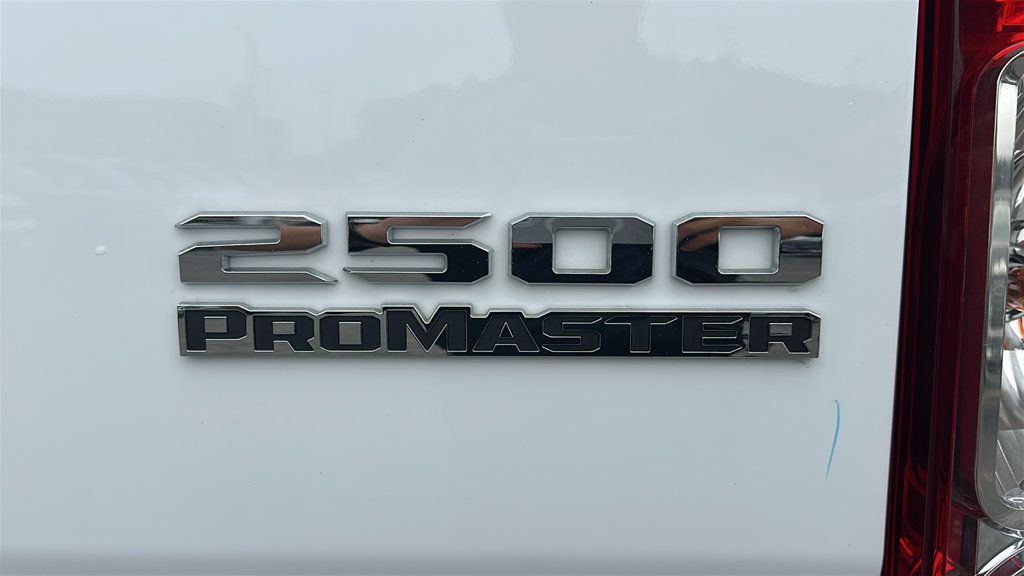 Used 2026 RAM ProMaster 2500 w/ Convenience Group FWD image 5