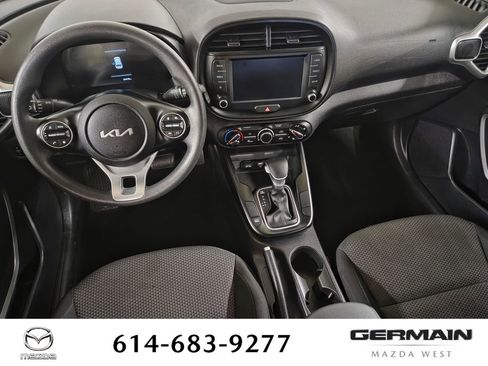 Used 2024 Kia Soul LX w/ Option Group 015 FWD image 19