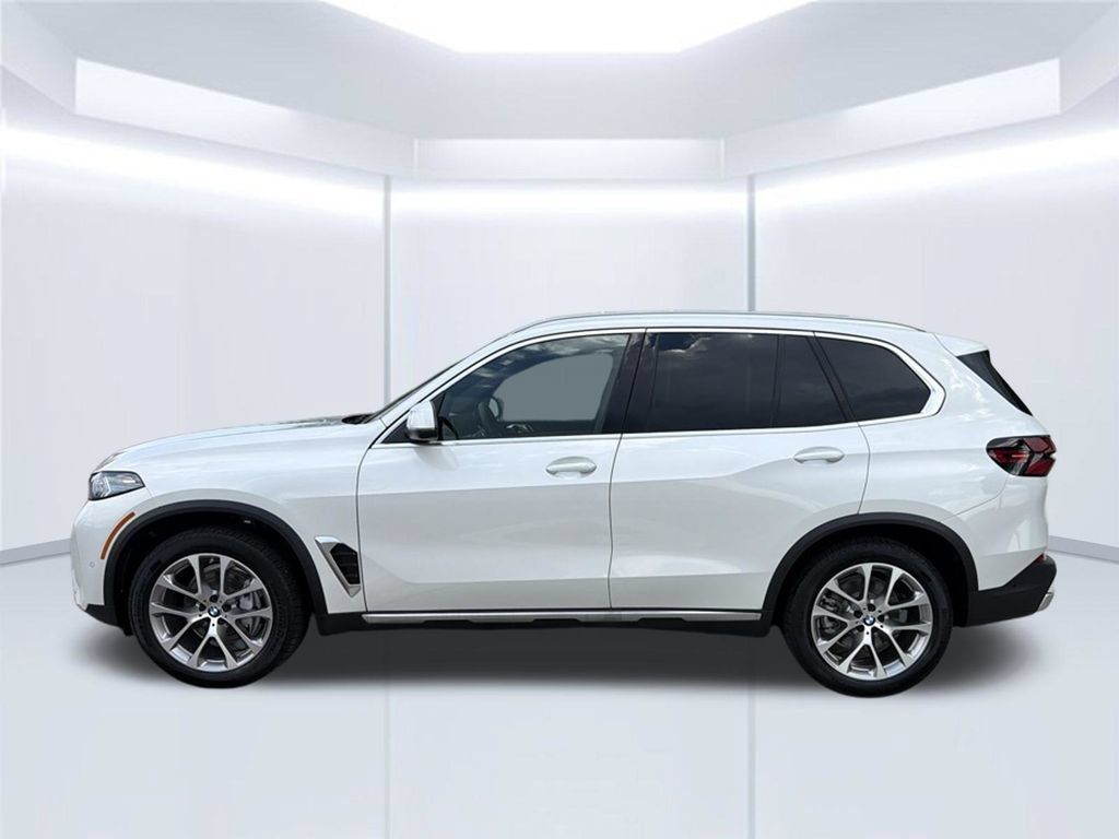 New 2026 BMW X5 sDrive40i w/ Premium Package RWD image 3