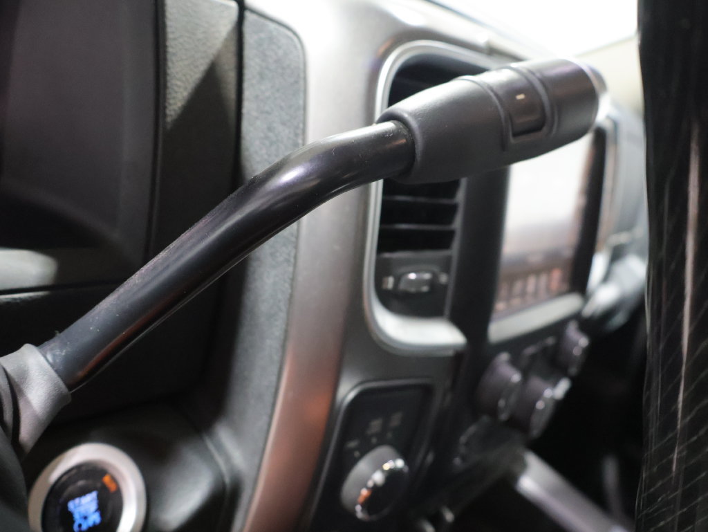 Used 2015 RAM 2500 Limited AWD/4WD image 35