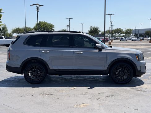 Used 2025 Kia Telluride EX X-Line AWD/4WD image 11