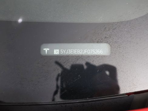 Used 2018 Tesla Model 3 Long Range image 52
