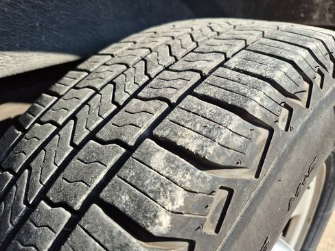 Used 2021 GMC Savana 2500 w/ Driver Convenience Package image 11