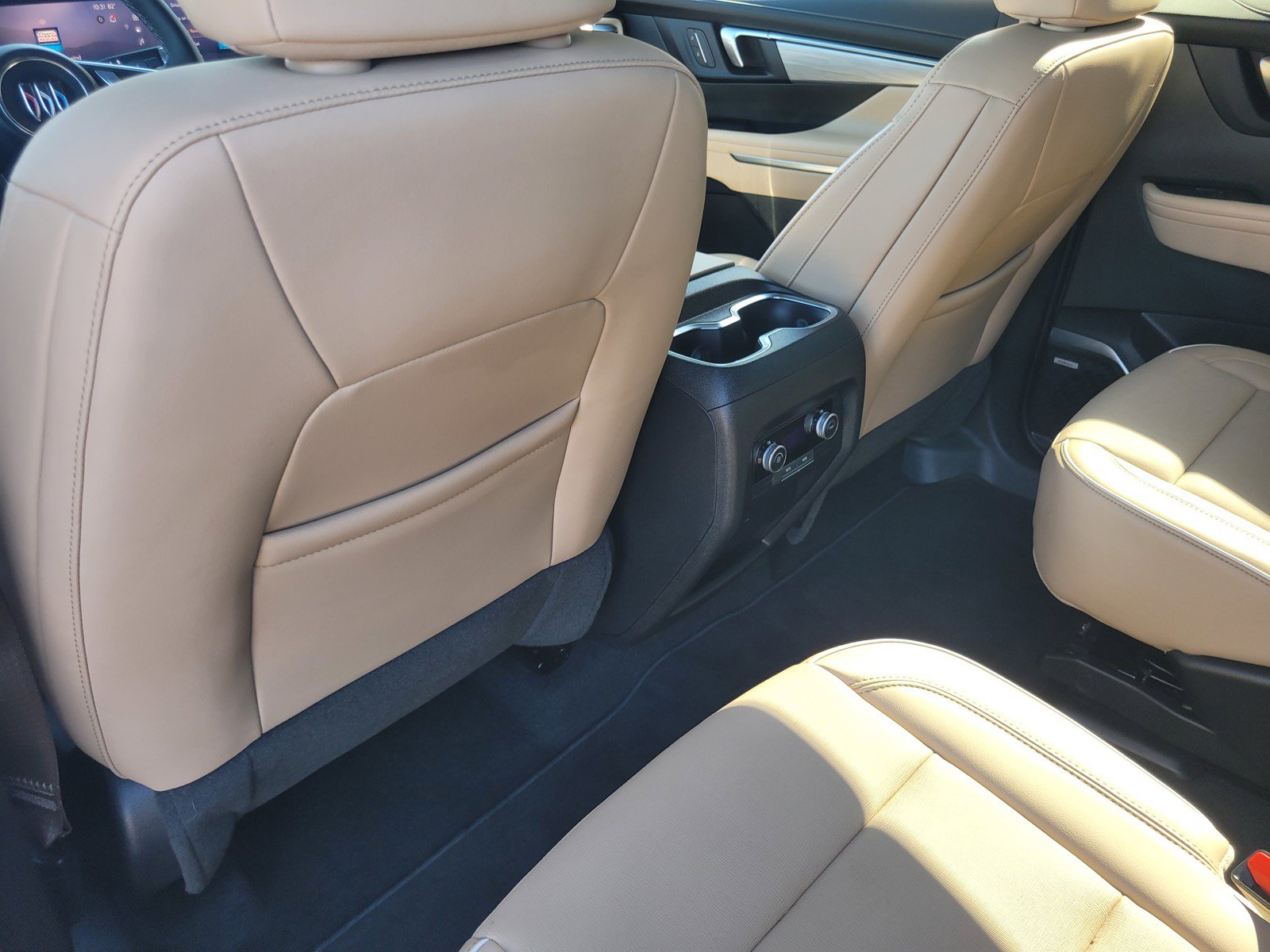 Used 2026 Buick Enclave Preferred FWD image 11