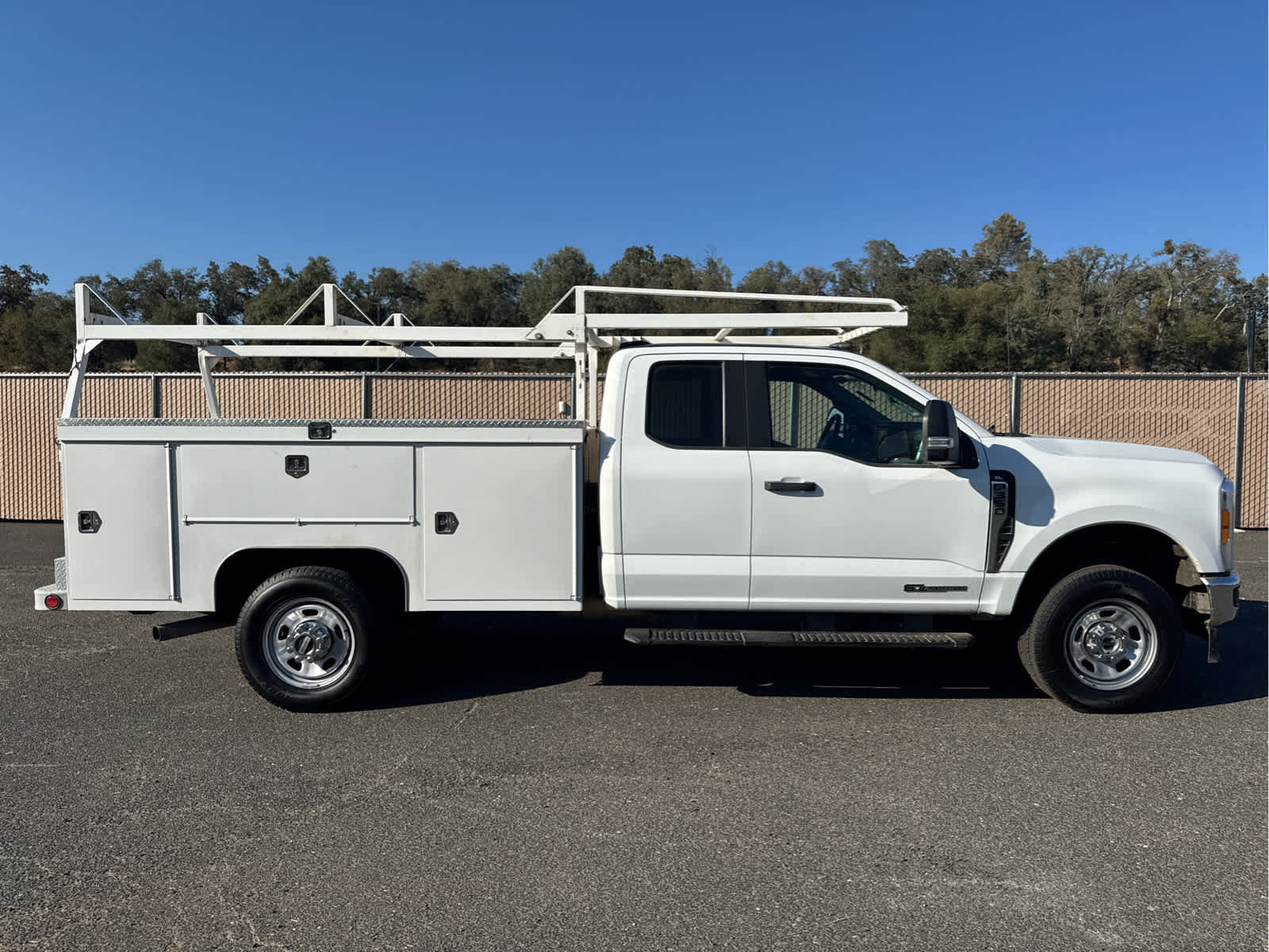 Certified 2023 Ford F350 XL w/ XL Chrome Package AWD/4WD image 4