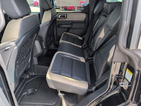 New 2025 Ford Bronco Big Bend w/ Black Diamond Package image 29