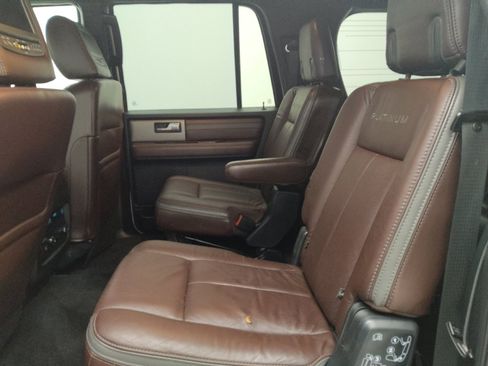 Used 2015 Ford Expedition EL Platinum RWD image 18