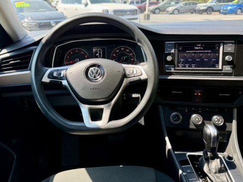 Used 2019 Volkswagen Jetta FWD image 7