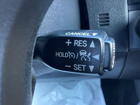 Used 2022 Toyota Tacoma TRD Sport image 28