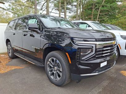 New 2026 Chevrolet Suburban LT w/ Comfort Package