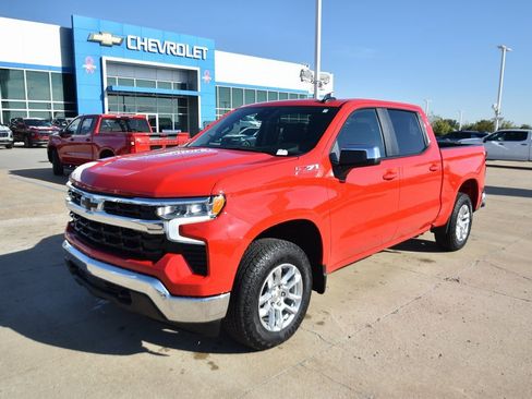 New 2025 Chevrolet Silverado 1500 LT w/ Z71 Off-Road Package image 7