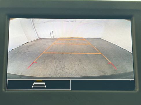 Used 2024 Chevrolet Equinox LT image 47