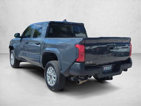 Certified 2025 Toyota Tacoma SR AWD/4WD image 7
