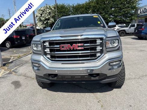 Used 2017 GMC Sierra 1500 SLT w/ SLT Premium Package AWD/4WD image 8