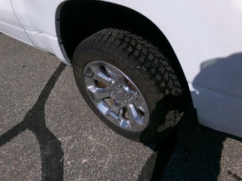 Used 2019 RAM 1500 Big Horn AWD/4WD image 10