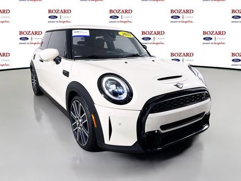 Used 2023 MINI Cooper S image 1